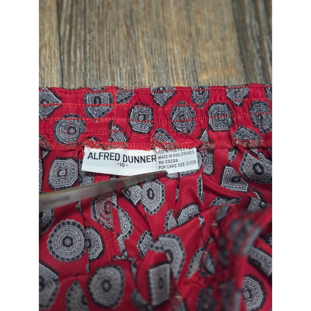 Alfred Dunner Vintage Red Geometric Medallion Pleated Midi Skirt Womens 16 - Picture 2 of 3